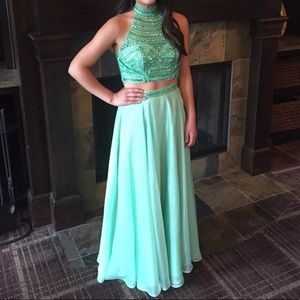 Sherri Hill prom dress